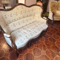 Divano antico stile barocchetto