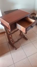 Mobiletto casa in legno