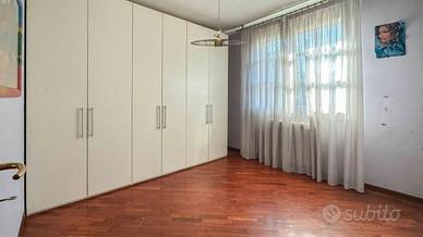 Armadio bianco 6 ante