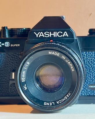 Reflex Yashica FX-3 Super + 50mm + Zoom Vivitar