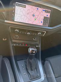 AUDI Q3  IDENTITY BLACK SLINE