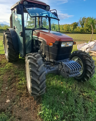 New Holland tn90f