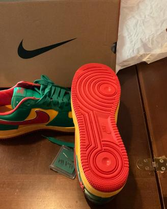 NIKE AIR FORCE 1 LOW