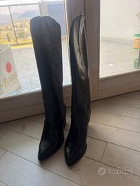 stivali donna colore nero 