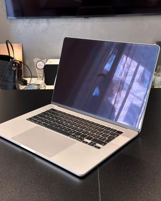 Apple MacBook Air 15” M4 – 24GB RAM – SSD 512GB
