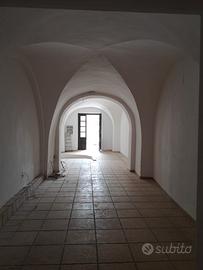 Locale commerciale zona Pianella centro