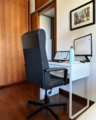 Scrivania IKEA MICKE + Sedia MILBERGET