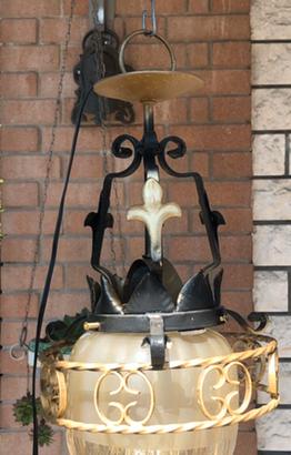 Lampadario a interruttore abajour stile medioevo