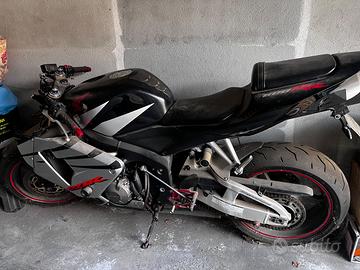 Honda CBR 600 RR ANNO 2005