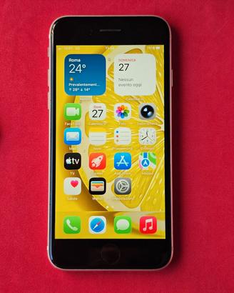 Apple iPhone SE 2022 