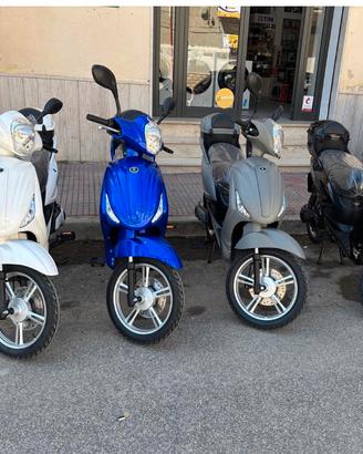 SCOOTER ELETTRICO VITALE A PEDALATA ASSISTITA 48V2