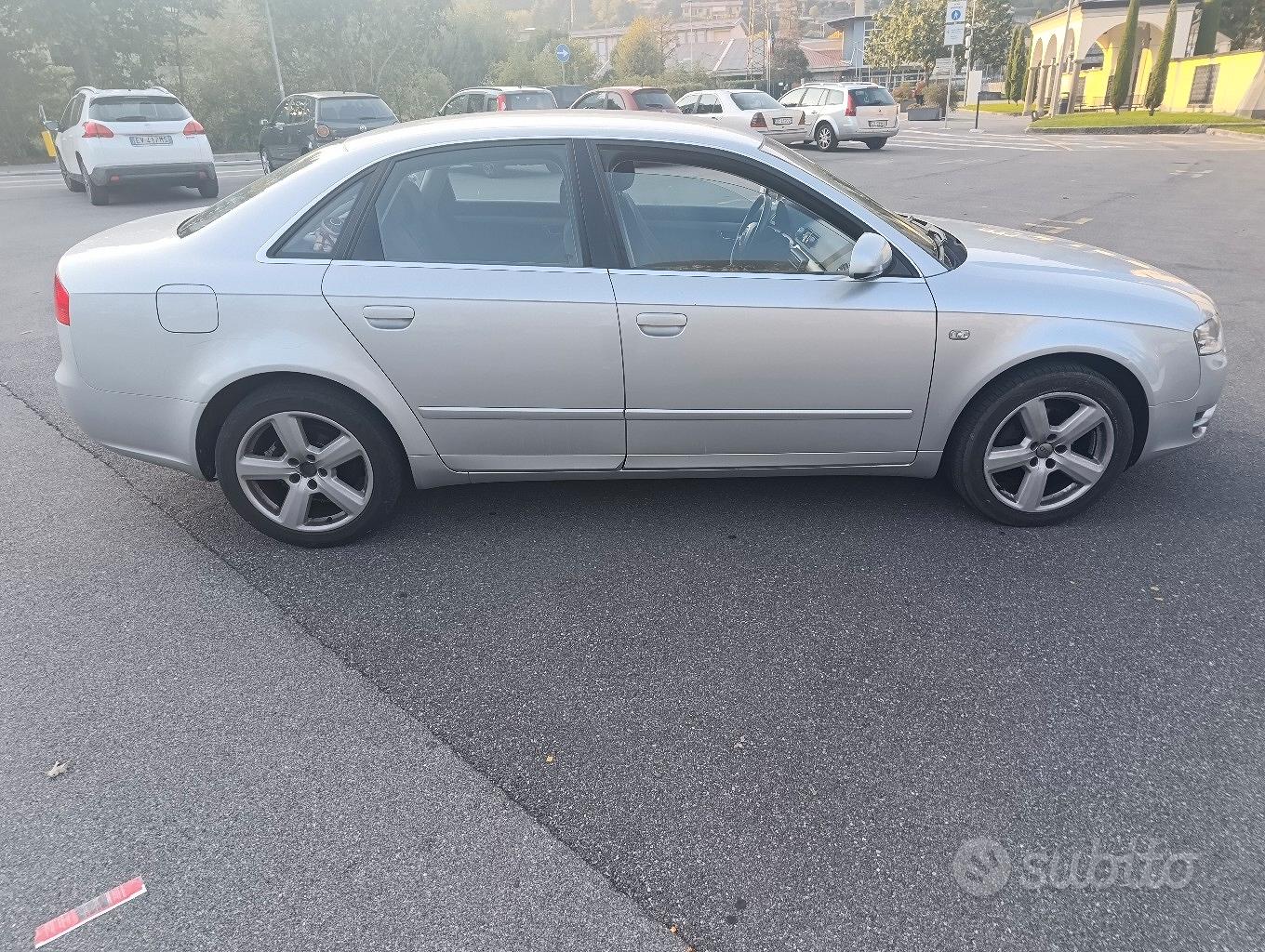Audi A4 2004 photo 2