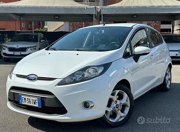 Ford Fiesta 1.4 5 porte Bz.- GPL Titanium