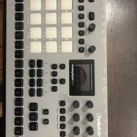 Drum machine Elektron Analog Rytm mk2