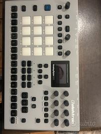 Drum machine Elektron Analog Rytm mk2