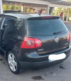 Volkswagen golf, 5^ serie