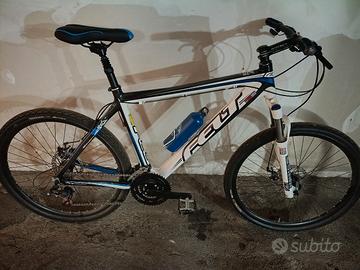Mountain bike  carbonio Felt 26'
