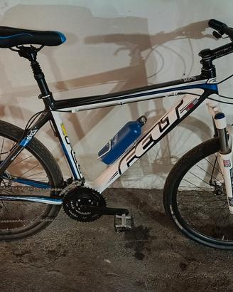 Mountain bike  carbonio Felt 26'
