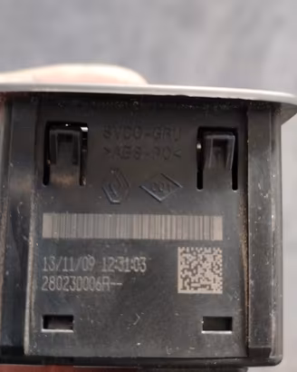 PRESA AUX/USB PER RENAULT Scenic Serie 28030006R (