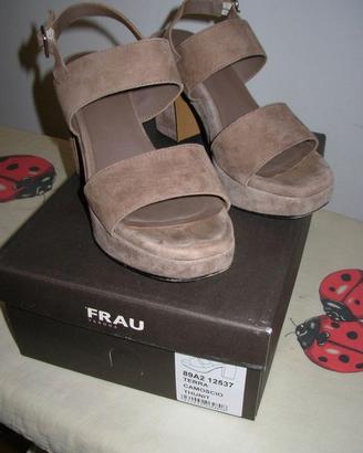 Sandalo Camoscio Frau