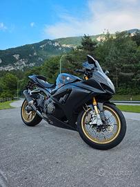 Gsx r 1000 k7