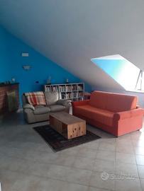 Stanze singole attico centro urbano