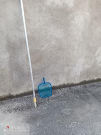 Retino per piscine con asta telescopica