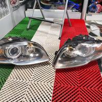 Audi A4 8e B7 coppia fari Xenon