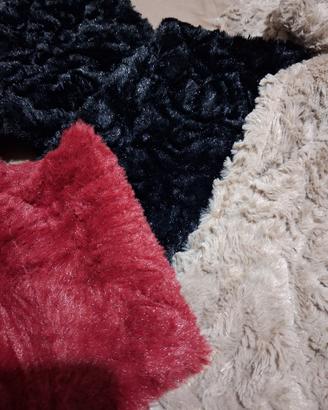 tre sciarpe con cappuccio inserito