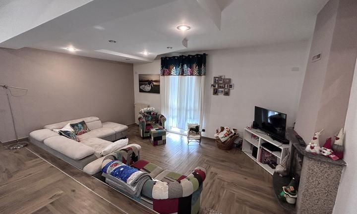 Villa o villino Scaldasole [Cod. rif 3094827VRG]