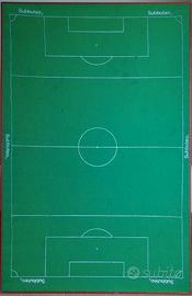 campo da gioco Subbuteo su tavola in legno
