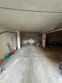 AUTORIMESSA A NAPOLI