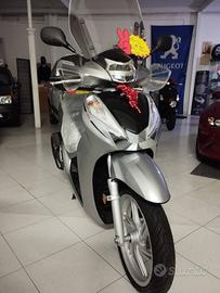 COME NUOVO HONDA SH 300 ABS SPECIAL FUL LED NUOVO