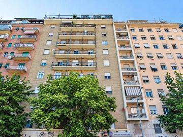 Appartamento di 125 m² con 4 locali a Roma
