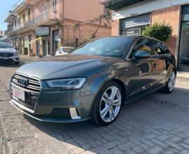 Audi A3 2.0 TDI S tronic Sport S-LINE interno/este