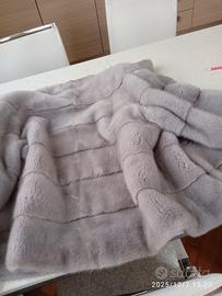 splendida pelliccia di visone grigio violet