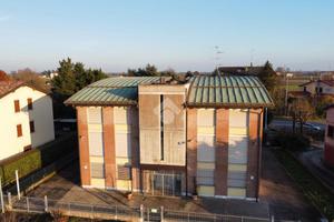 COMPLESSO A BAGNOLO IN PIANO