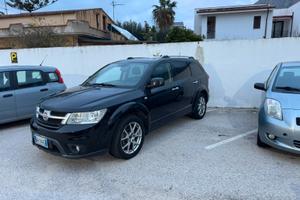 FIAT FREEMONT 2.0 Multijet CROSS – 7 POSTI – INTER