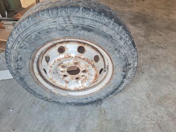 Ruota di scorta completa