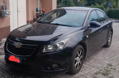 Chevrolet Cruze j300 sedan
