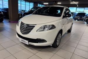 Lancia Ypsilon 1.2 69cv S Momodesign