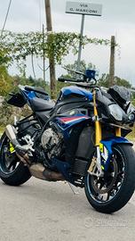 BMW s1000r hp San Marino blue
