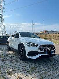 Mercedes GLA 180 d Premium