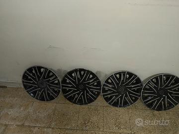 copricerchi lancia Ypsilon 