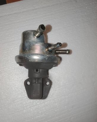 pompa meccanica per auto benzina 