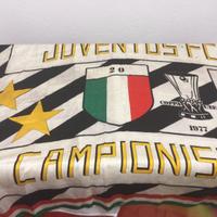 Bandiere e sciarpa vintage Juventus