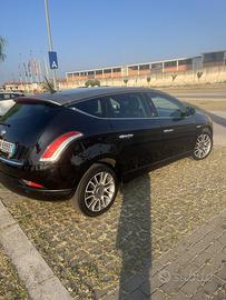 Lancia Delta 1.6 mtj full