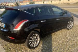 Lancia Delta 1.6 mtj full