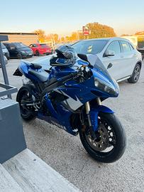 Yzf r1