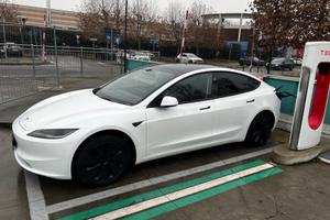 Tesla model 3 rwb plus